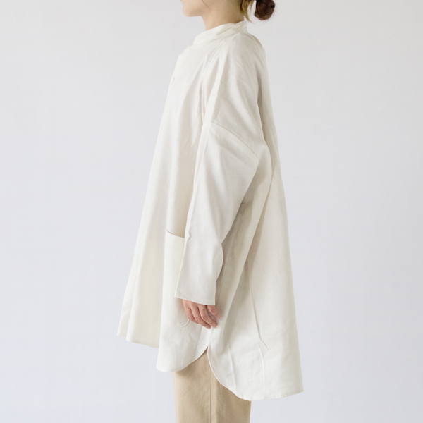 モデル身長：162cm(IVORY)