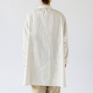 モデル身長:162cm(IVORY) モデル身長:162cm(IVORY)