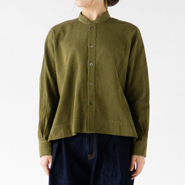 モデル身長：162cm(YELLOW GREEN)