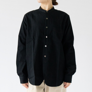 モデル身長：162cm(BLACK SIZE M)