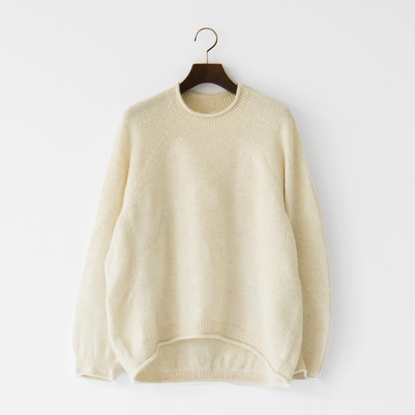 モンゴリアンウール カーブセーター(WHITE)