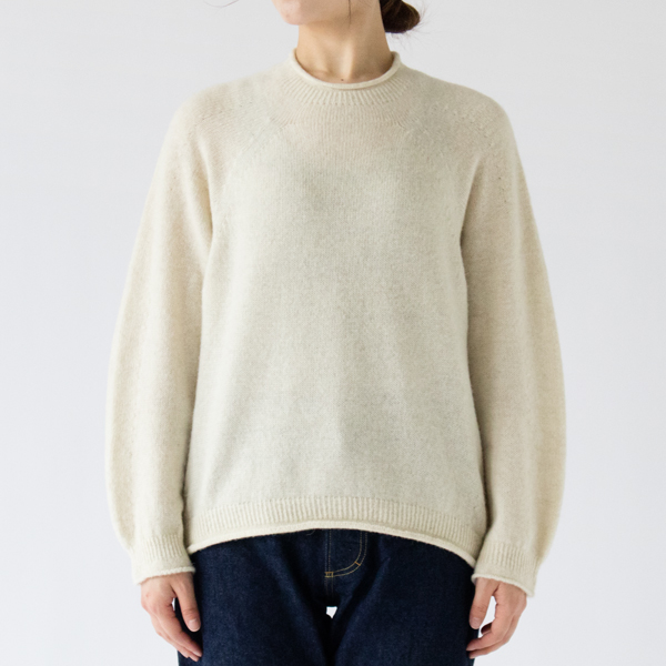 モンゴリアンウール カーブセーター(WHITE)