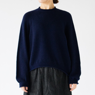 モンゴリアンウール カーブセーター／FACTORY（ファクトリー）｜愛着を