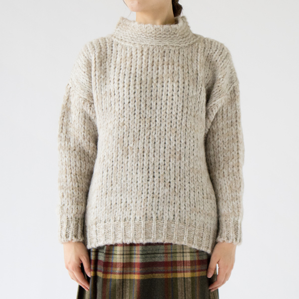 Ecru Chine Beige（モデル身長：162cm）