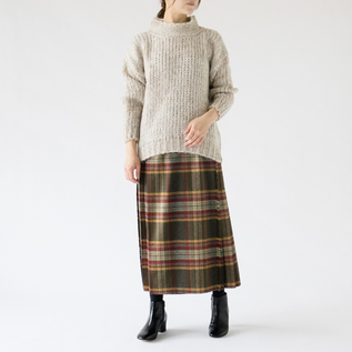Ecru Chine Beige(モデル身長:162cm) Ecru Chine Beige(モデル身長:162cm)