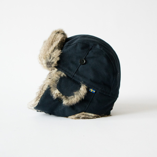 耳当て付きヘルメットキャップ Singi Heater／FJALLRAVEN(フェール