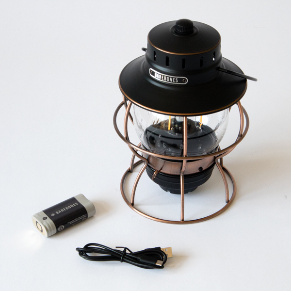 充電バッテリーとUSBケーブルが付属します(ANTIQUE BRONZE)