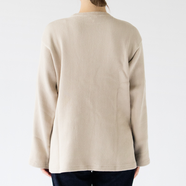 モデル身長：162cm（LIGHT BEIGE）