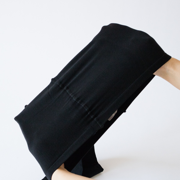 伸縮性のある素材 伸縮性のある素材