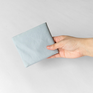 手の中に収まるちょうどいい大きさ(LIGHT BLUE) 手の中に収まるちょうどいい大きさ(LIGHT BLUE)