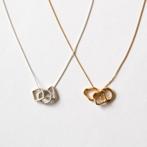 左：ref782(Silver)、右：ref782(gold plated)