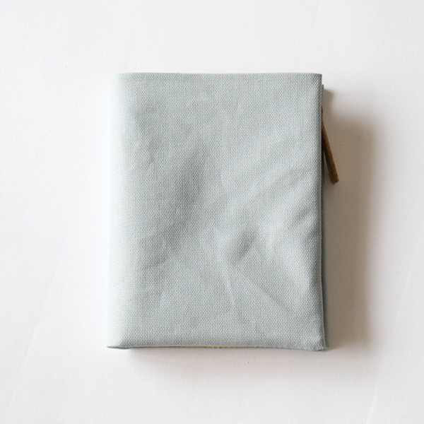 ジップポーチ(LIGHT BLUE)