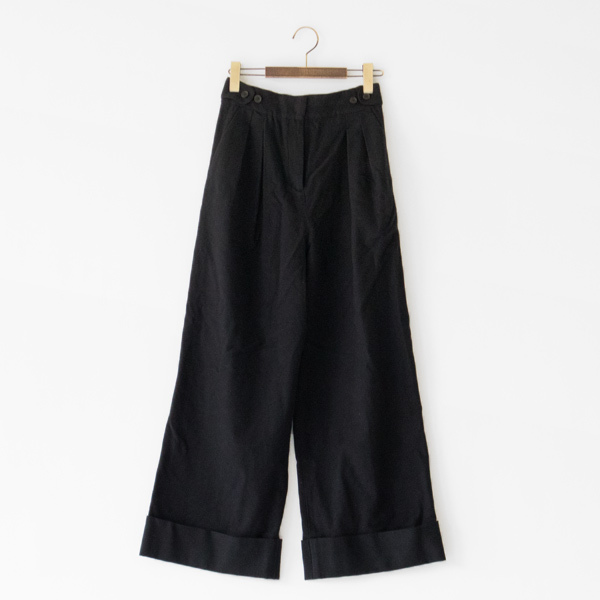 先染めモールスキン ワイドタックパンツ(BLACK) 