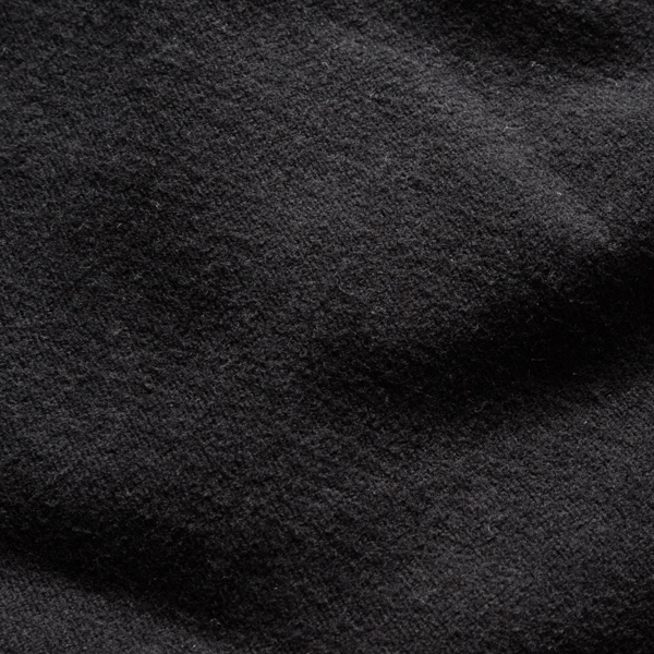 オールシーズン対応可能で、ご自宅で洗濯もできます(BLACK)
