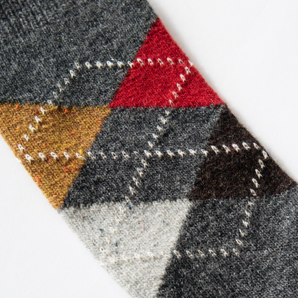 楽な履き心地を実現するL字型(チャコール) 楽な履き心地を実現するL字型(チャコール)