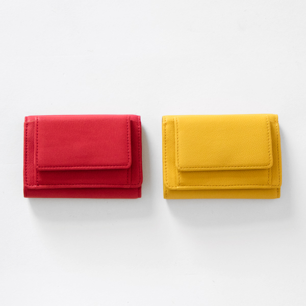 左：RED、右：YELLOW