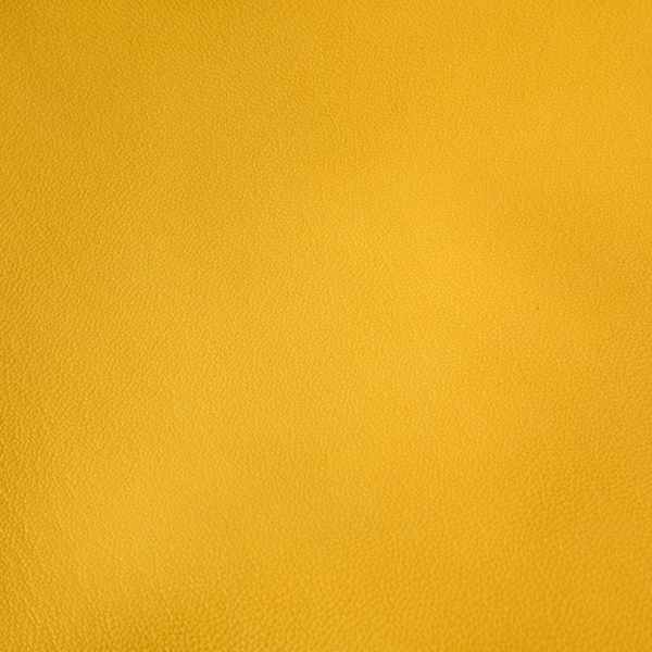 銀面には天然シボが細やかに並びます(YELLOW)