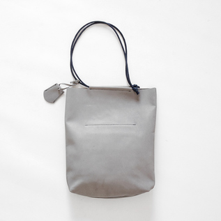 【別注】MIES ミニトート(GREY-NAVY) 【別注】MIES ミニトート(GREY-NAVY)