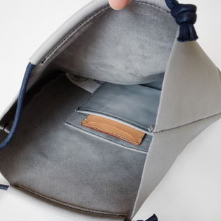 ICカードやチケット入れとして(GREY-NAVY) ICカードやチケット入れとして(GREY-NAVY)