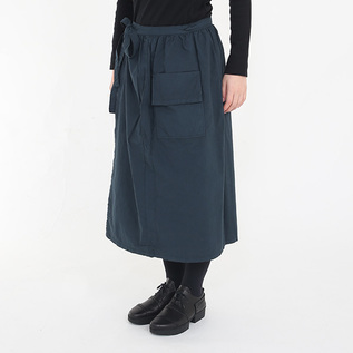 モデル身長:164cm(NAVY) モデル身長:164cm(NAVY)