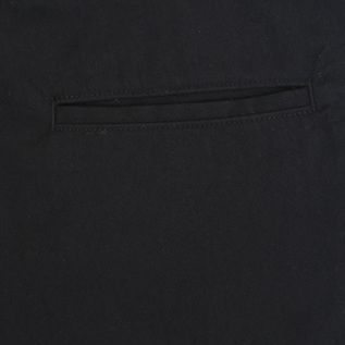 後ろはスッキリした片玉縁ポケット付き(BLACK)