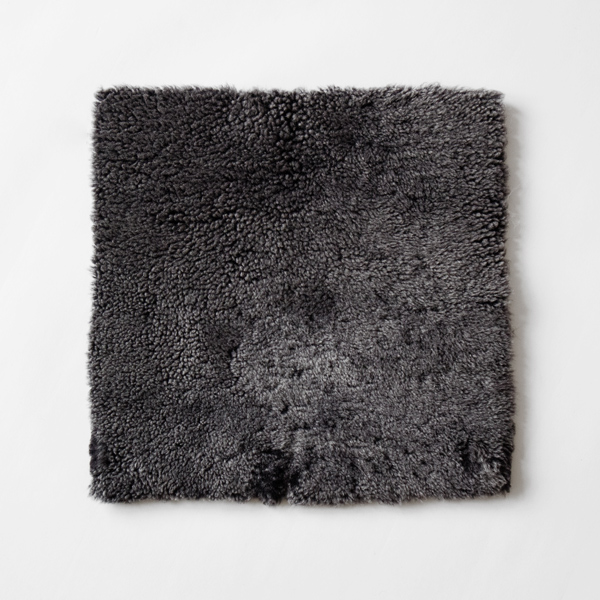 シートパッド スクエア(UKCURLY-DARK GREY)