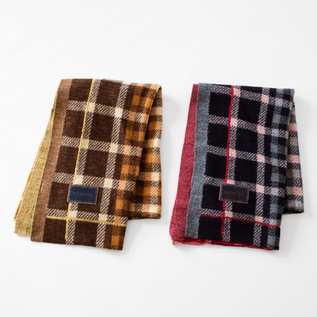 左:BROWN、右:GRAY 左:BROWN、右:GRAY