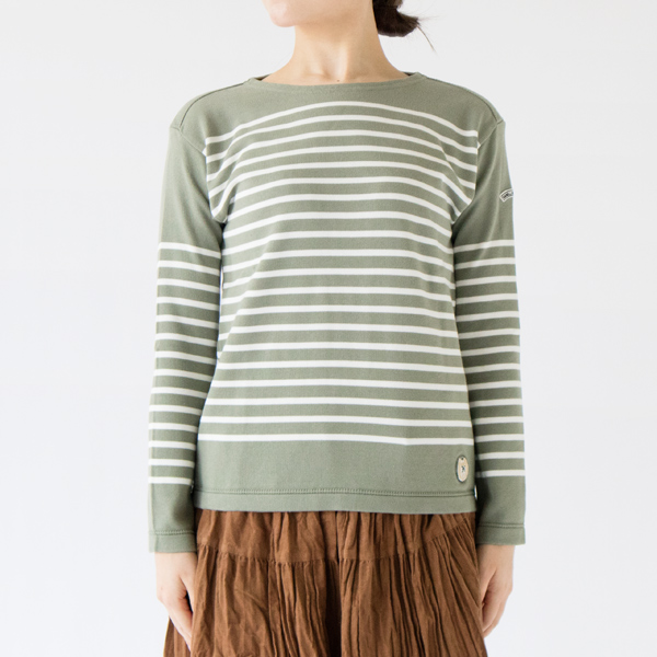 モデル身長162cm、着用サイズXS モデル身長162cm、着用サイズXS