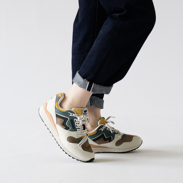 日常の洋服にも取り入れやすい色使い 日常の洋服にも取り入れやすい色使い