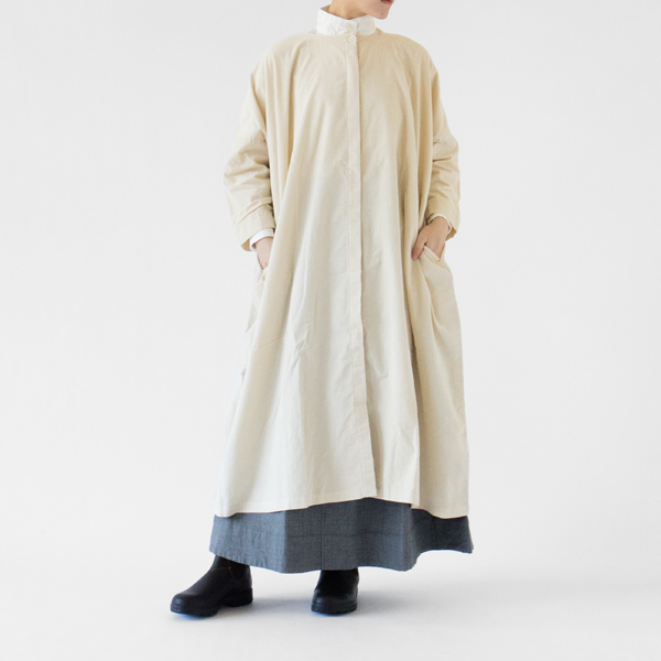 ふわりと広がるシルエット(IVORY) ふわりと広がるシルエット(IVORY)