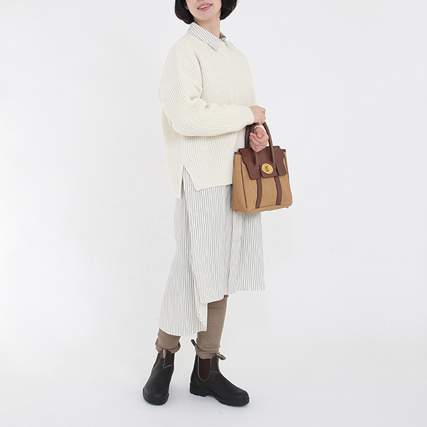 モデル身長：164cm(ベージュ)
