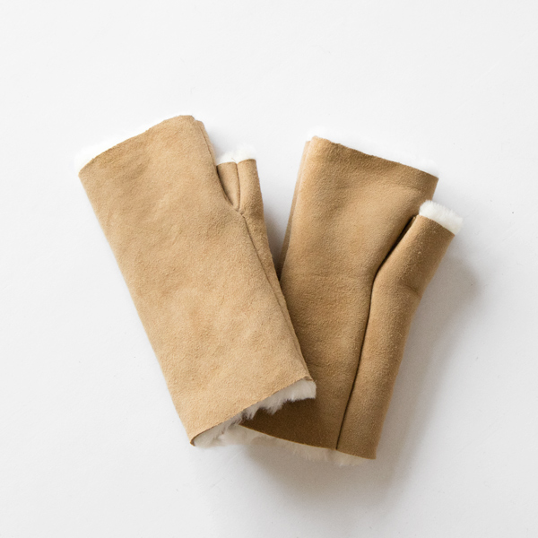 指なしシープスキンミトン WARE LDS（FRENCH MERINO-CANELA/WHITE）