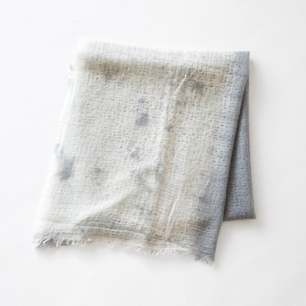 有松絞りカシミヤショール まだら絞り(SILVER GREY／WHITE)