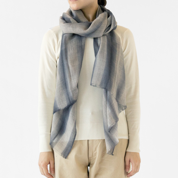 モデル身長162cm・SILVER GREY／LIGHT GREY