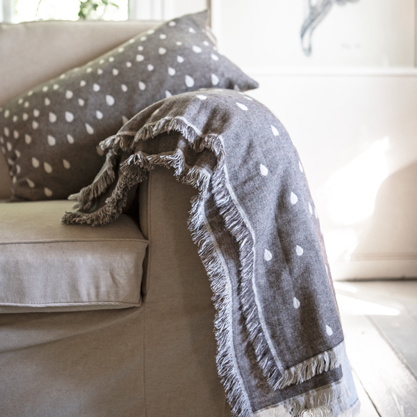 お部屋によく馴染む優しい色味です(CLAY) お部屋によく馴染む優しい色味です(CLAY)