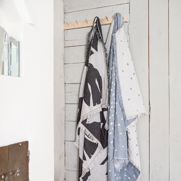 インテリアコーディネートも楽しくなる柄(BELUGA)