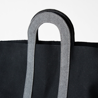 アーチ状のハンドル(BLACK)