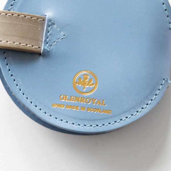 ゴールドの刻印が、上品さを醸し出します(BABY BLUE×TAUPE) ゴールドの刻印が、上品さを醸し出します(BABY BLUE×TAUPE)