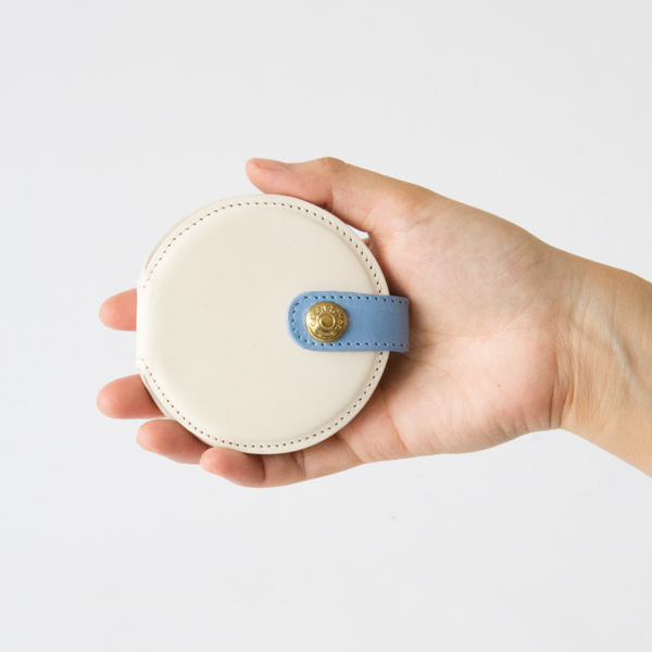 コンパクトな手のひらサイズ(IVORY×BABY BLUE) コンパクトな手のひらサイズ(IVORY×BABY BLUE)