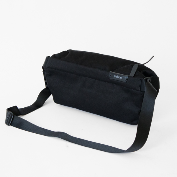 Sling（ボディバッグ）(MELBOURNE BLACK)