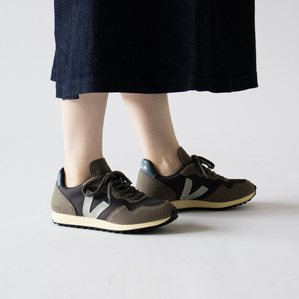 スニーカー SDU / GRAFITE OXFORD-GREY MOONROCK スニーカー SDU / GRAFITE OXFORD-GREY MOONROCK