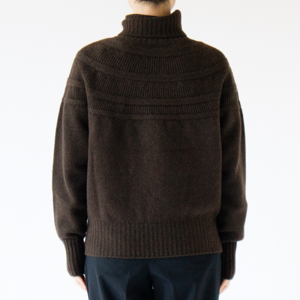 モデル身長162cm(DARK BROWN)