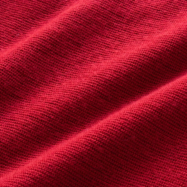 しっとりと肌に馴染むウール(RED) しっとりと肌に馴染むウール(RED)