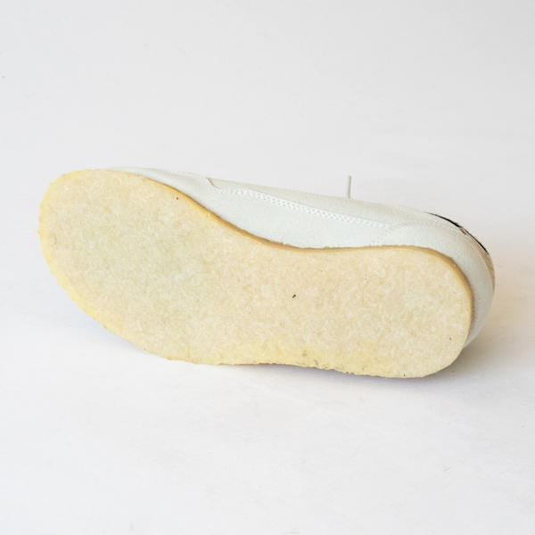 弾力性、グリップ性に優れたクレープソール 弾力性、グリップ性に優れたクレープソール