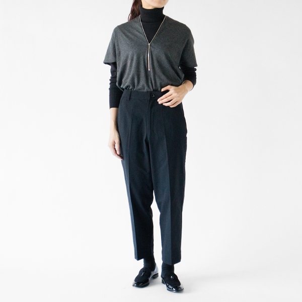 モデル身長：163cm(CHARCOAL GREY)