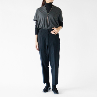 BLACK(モデル身長:163cm) BLACK(モデル身長:163cm)