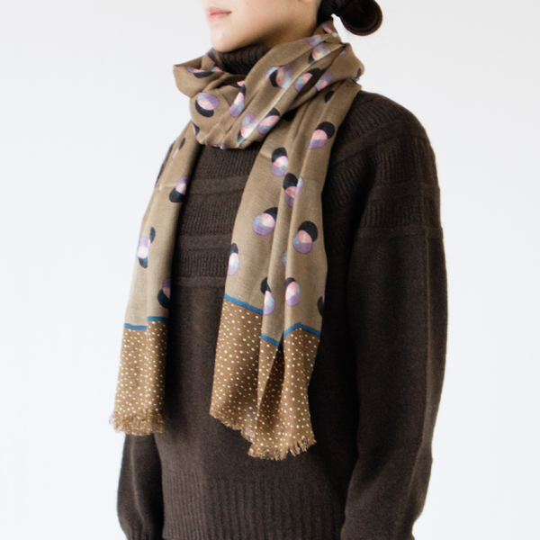 モデル身長162cm・BEIGE