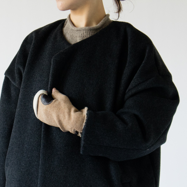 女性用手袋　Reims(CAMEL)