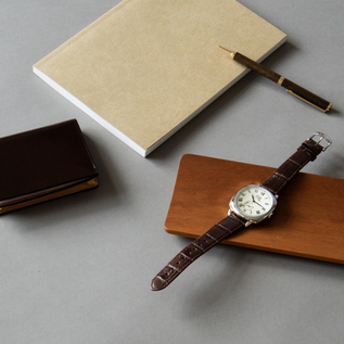 腕時計 F901 ローマ数字／FHB（エフエイチビー）｜愛着を持ってずっと