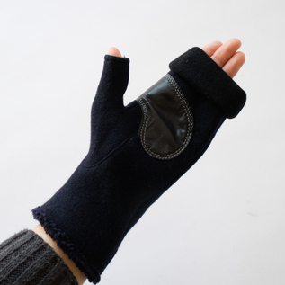 女性用手袋　Reims(NAVY)
